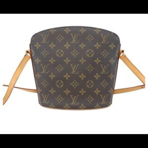Louis Vuitton shoulder Bag